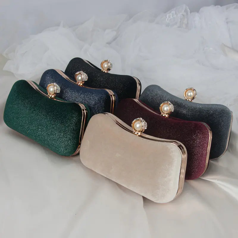 Green Shoulder Bags for Women - Luxury Designer Clutch
